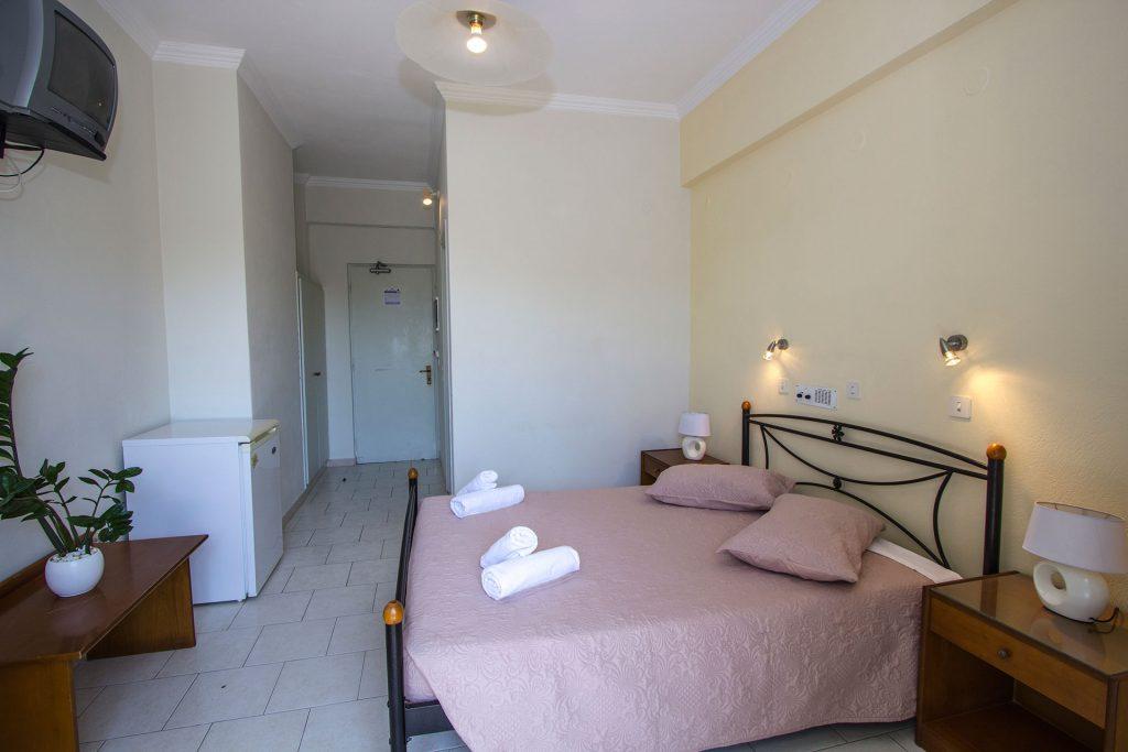 Petra Nera Hotel Perissa  Bagian luar foto